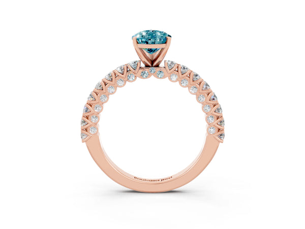 Rose gold Pear Cut Diamond Pavé Band Solitaire Ring with Prong Setting