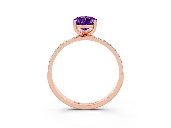 Rose gold Pear Cut Amethyst Solitaire Ring with Round Pavé Shoulders and Prong Setting