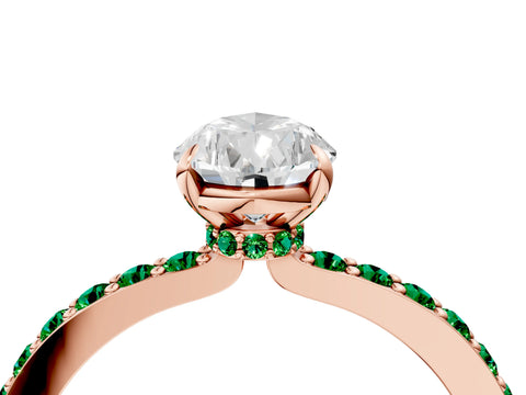 Rose gold Pear Cut Diamond Pavé Engagement Ring with Round with Emerald side stone Accents and Prong Setting_4