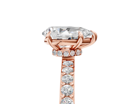 Rose gold Pear Cut Diamond Ring with Pavé Band and Four-Prong Setting_118