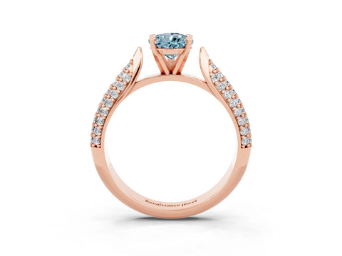 Rose gold Pear Cut Diamond Solitaire Engagement Ring with Pavé Band and Four-Prong Setting_3