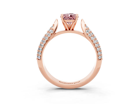 Rose gold Pear Cut Diamond Solitaire Engagement Ring with Pavé Band and Four-Prong Setting_3