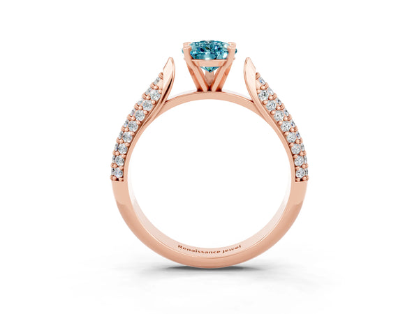 Rose gold Pear Cut Diamond Solitaire Engagement Ring with Pavé Band and Four-Prong Setting