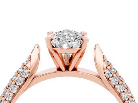 Rose gold Pear Cut Diamond Solitaire Engagement Ring with Pavé Band and Four-Prong Setting_4