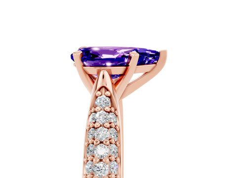 Rose gold Pear Cut Diamond Solitaire Engagement Ring with Pavé Band and Four-Prong Setting_5