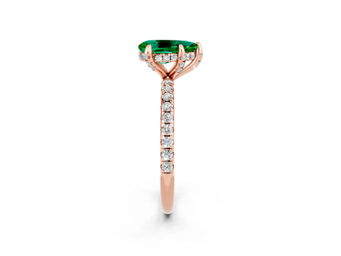 Rose gold Pear Cut Diamond Solitaire Ring with Four-Prong Setting and Pavé Band_2