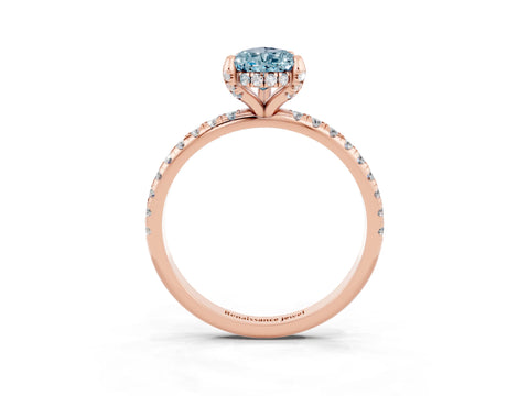 Rose gold Pear Cut Diamond Solitaire Ring with Four-Prong Setting and Pavé Band_3