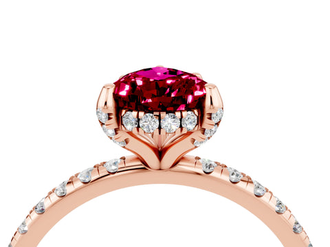 Rose gold Pear Cut Diamond Solitaire Ring with Four-Prong Setting and Pavé Band_4