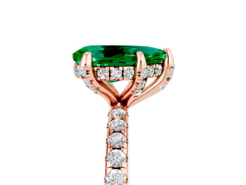 Rose gold Pear Cut Diamond Solitaire Ring with Four-Prong Setting and Pavé Band_5