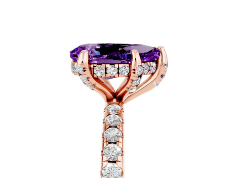 Rose gold Pear Cut Diamond Solitaire Ring with Four-Prong Setting and Pavé Band_5