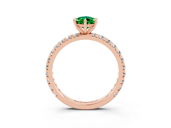 Rose gold Pear Cut Emerald Pavé Solitaire Ring with Round Band and Prong Setting