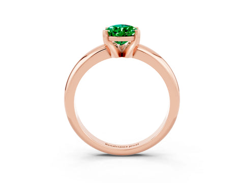Rose gold Pear Cut Emerald Solitaire Engagement Ring with Round Band and Four-Prong Setting_3