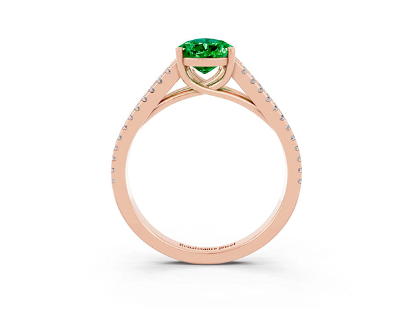 Rose gold Pear Cut Emerald Solitaire Engagement Ring with Split Shank Pavé Band