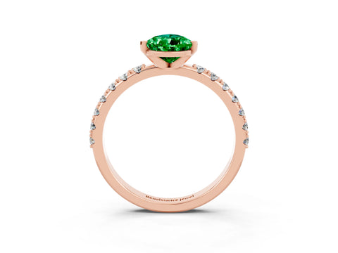 Rose gold Pear Cut Emerald Solitaire Pavé Band with Four-Prong Setting_3