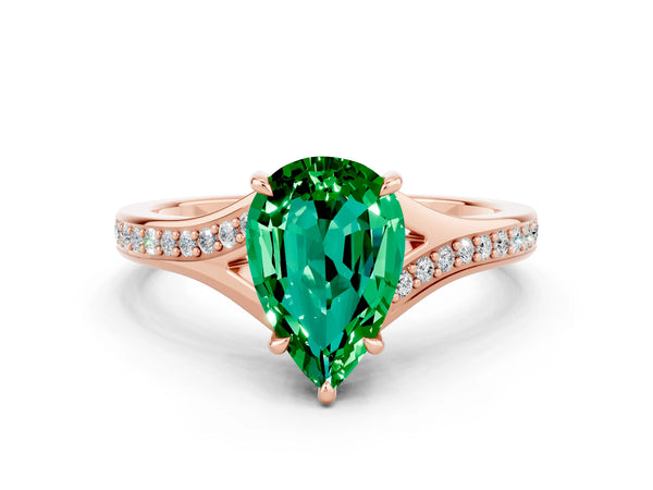Rose gold Pear Cut Emerald Solitaire Ring with Pavé Band and Prong Setting