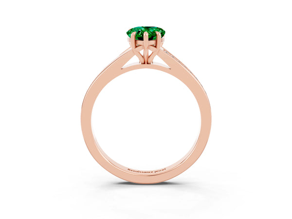 Rose gold Pear Cut Emerald Solitaire Ring with Pavé Band and Prong Setting