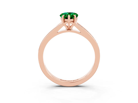 Rose gold Pear Cut Emerald Solitaire Ring with Pavé Band and Prong Setting_3