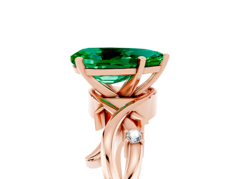 Rose gold Pear Cut Emerald Solitaire Ring with Twisted Band and Prong Setting_5
