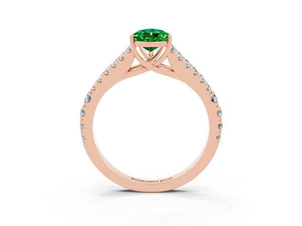 Rose gold Pear Cut Emerald Split Shank Pavé Engagement Ring with Four-Prong Setting