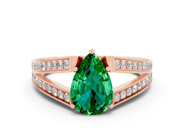 Rose gold Pear Cut Emerald Split Shank Ring with Pavé Band and Four-Prong Setting