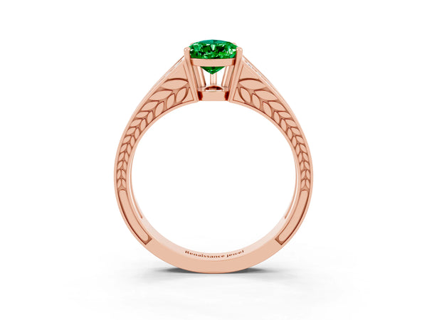Rose gold Pear Cut Emerald Split Shank Ring with Pavé Band and Four-Prong Setting