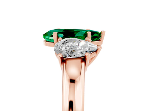 Rose gold Pear Cut Emerald Three-Stone Ring with Four-Prong Setting and Classic Band_5
