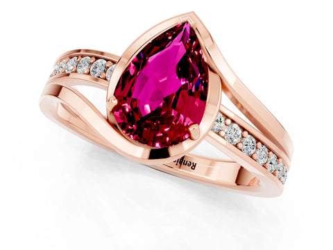 Rose gold Pear Cut Garnet Solitaire Ring with Split Shank and Prong Setting_1
