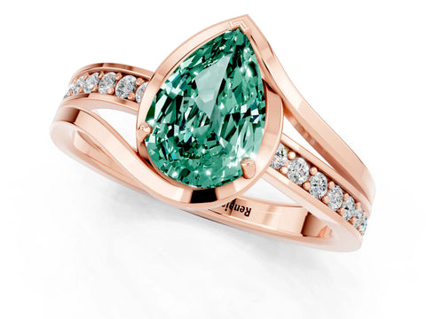 Rose gold Pear Cut Green Sapphire Solitaire Ring with Split Shank and Prong Setting_1
