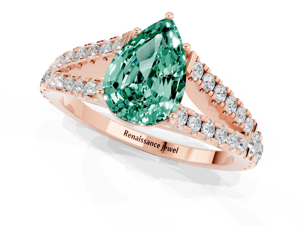 Rose gold Pear Cut Green Sapphire Split Shank Pavé Engagement Ring with Four-Prong Setting