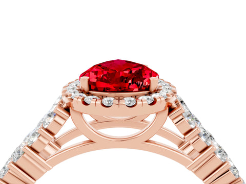 Rose gold Pear Cut Halo Pavé Diamond Engagement Ring with Split Shank and Four-Prong Setting_4