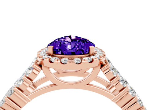 Rose gold Pear Cut Halo Pavé Diamond Engagement Ring with Split Shank and Four-Prong Setting_4