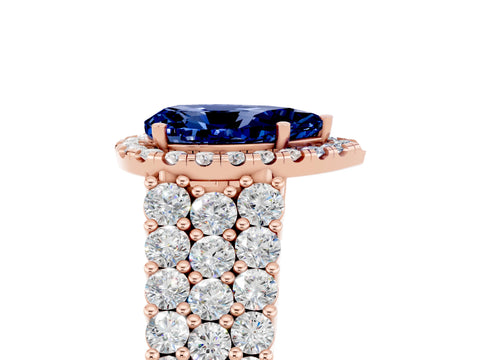 Rose gold Pear Cut Halo Pavé Diamond Engagement Ring with Split Shank and Four-Prong Setting_5