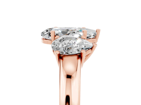 Rose gold Pear Cut Moissanite Three-Stone Ring with Four-Prong Setting and Classic Band_5