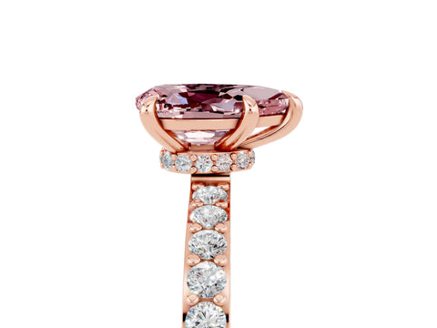 Rose gold Pear Cut Morganite Solitaire Engagement Ring with Pavé Band and Four-Prong Setting_5