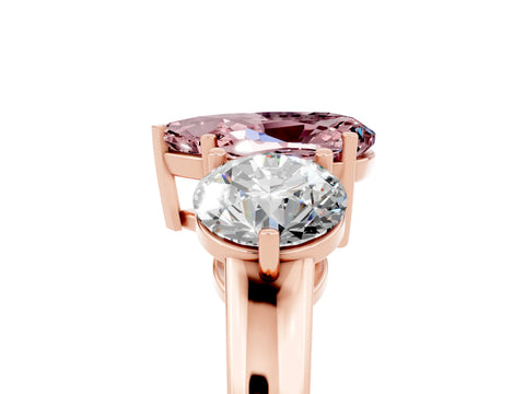 Rose gold Pear Cut Morganite Three-Stone Ring with Prong Setting and Classic Band_5