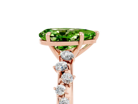 Rose gold Pear Cut Peridot Cluster Side Stone Solitaire Ring with Prong Setting_29