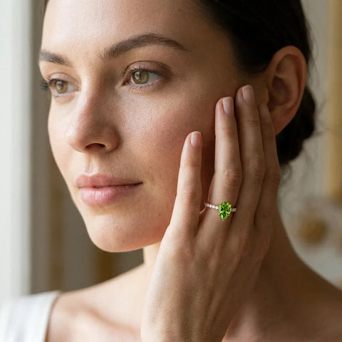 Rose gold Pear Cut Peridot Solitaire Ring with Round  Pavé Band and Four-Prong Setting_31