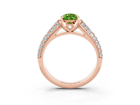 Rose gold Pear Cut Peridot Solitaire Ring with Three-Row Pavé Band and Four-Prong Setting_15