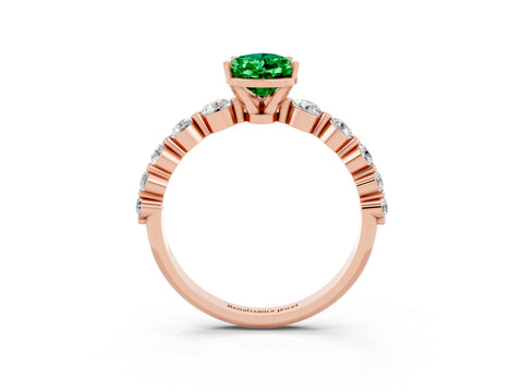 Rose gold Pear Cut Solitaire Emerald Ring with Pave Band and Four-Prong Setting_3
