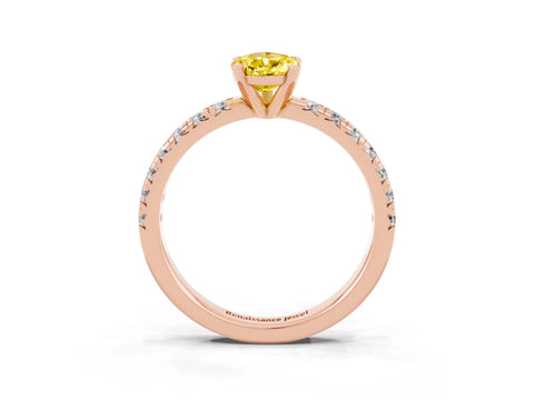 Rose gold Pear Cut Solitaire Pave Diamond Engagement Ring with Four-Prong Setting_3