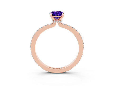 Rose gold Pear Cut Tanzanite Solitaire Engagement Ring with Pavé Band and Four-Prong Setting_3