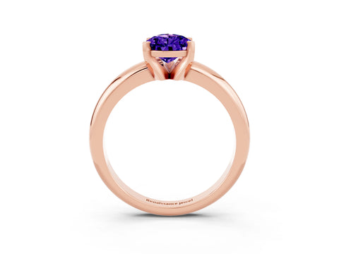 Rose gold Pear Cut Tanzanite Solitaire Engagement Ring with Round Band and Four-Prong Setting_3