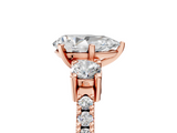 Rose gold Pear Cut Three-Stone Diamond Pavé Band with Prong Setting_45