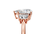 Rose gold Pear Diamond Three-Stone Ring with Trapezoid Side Stones and Prong Setting_28