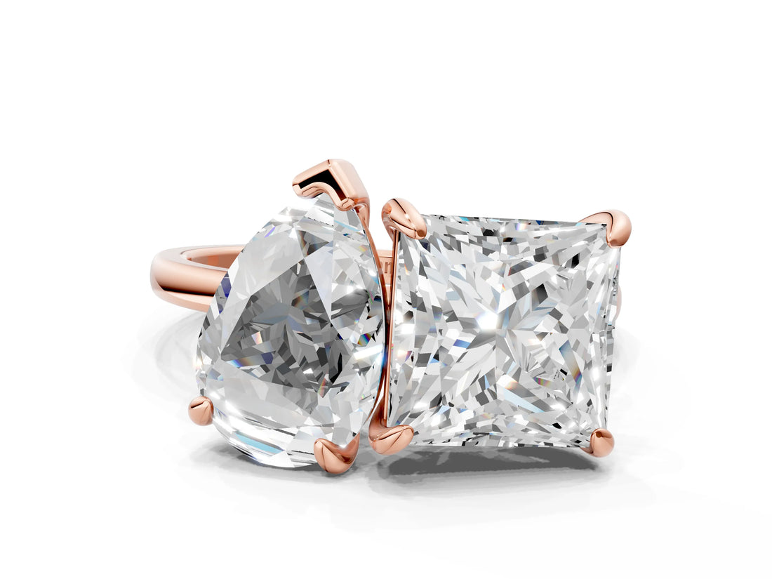 Rose gold Pear and Princess Toi Moi Ring with Prong Setting and Plain Band