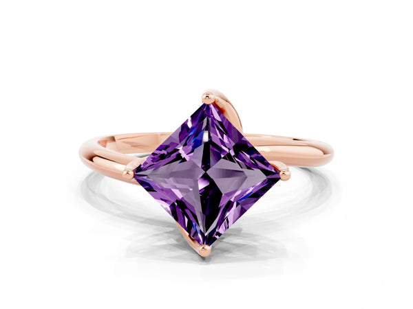 Rose gold Princess Cut Amethyst Solitaire Engagement Ring with Four-Prong Setting and Classic Band