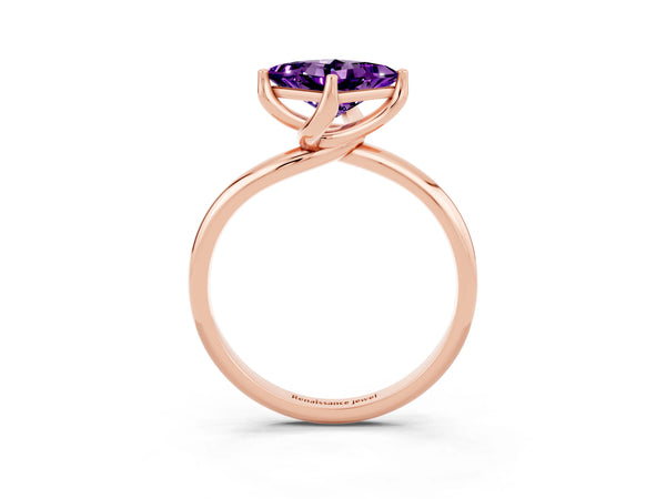 Rose gold Princess Cut Amethyst Solitaire Engagement Ring with Four-Prong Setting and Classic Band
