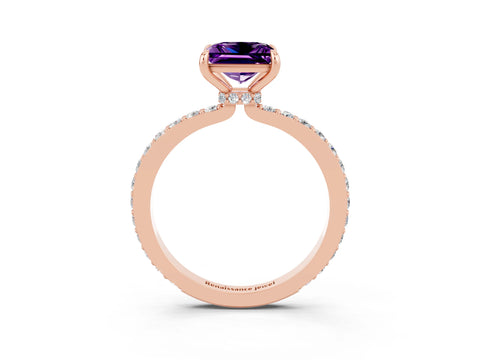 Rose gold Princess Cut Amethyst Solitaire Engagement Ring with Pavé Band and Four-Prong Setting_3