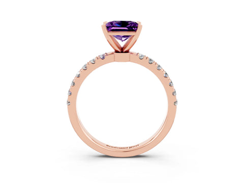 Rose gold Princess Cut Amethyst Solitaire Ring with Pavé Accents and Four-Prong Setting_3