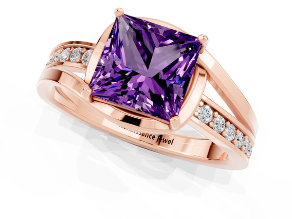 Rose gold Princess Cut Amethyst Solitaire Ring with Split Shank and Prong Setting